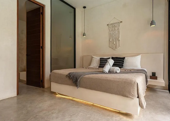 Boho Chic 5 Bedroom Private Pool & Roof Bar * Tulum
