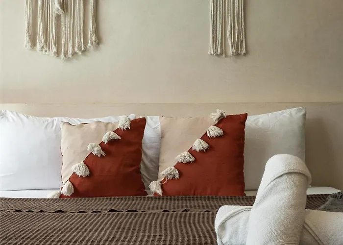 Boho Chic 5 Bedroom Private Pool & Roof Bar Pousada