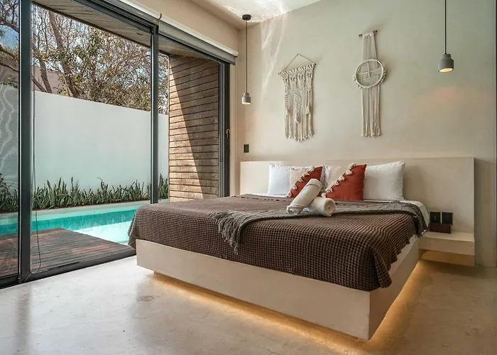 Boho Chic 5 Bedroom Private Pool & Roof Bar Pousada